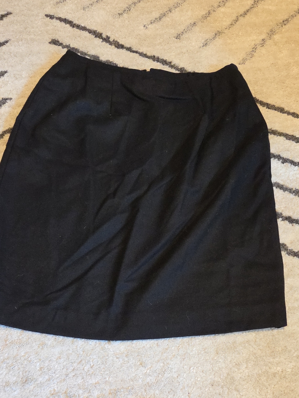 Norton McNaughton Classic Black Pencil Skirt